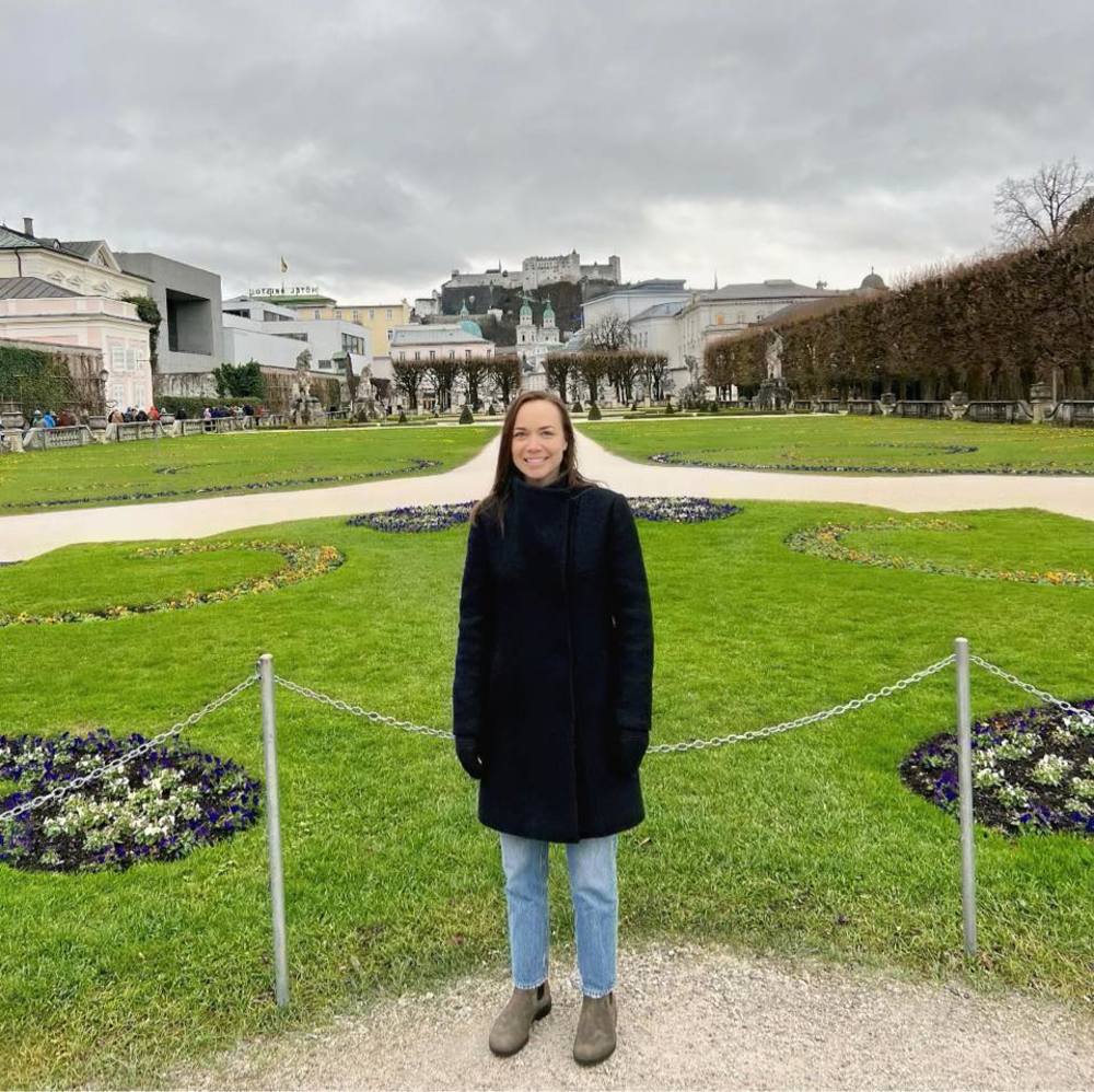 Meet your Posher, Emily